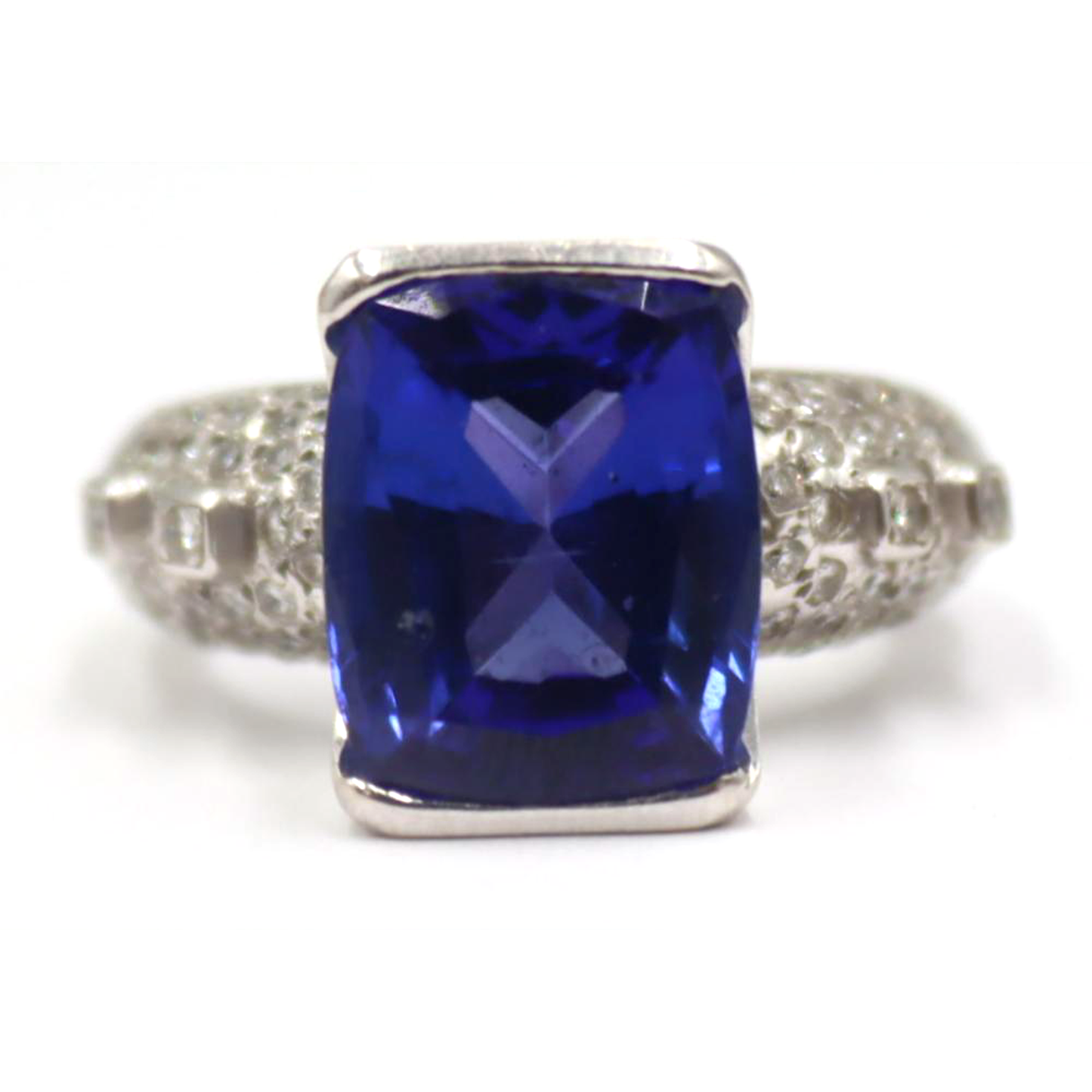 18kt White Gold 4.72ct Tanzanite and 1.15ct Diamond Ring