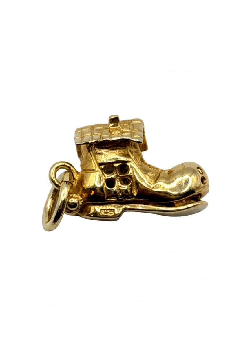 14Kt Gold Charm Old Woman Who Lives In A Shoe