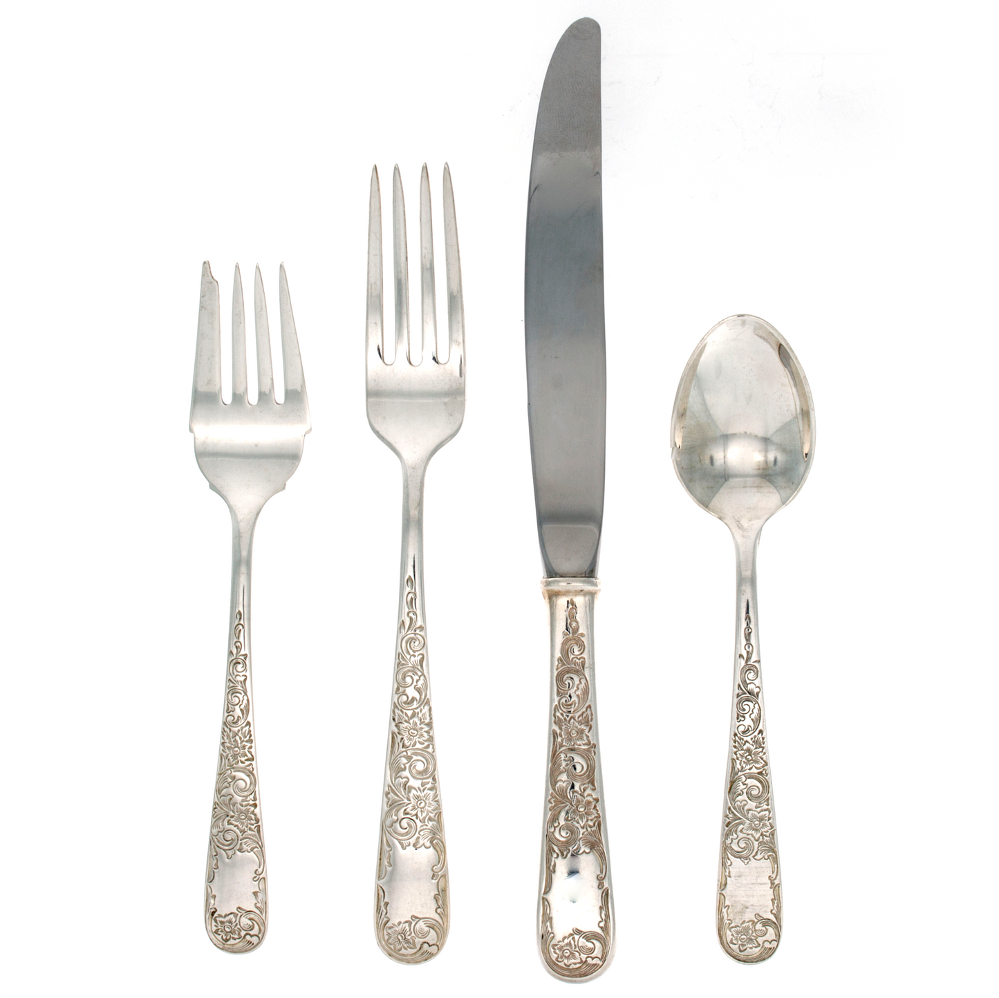 Old Maryland Engraved Sterling Silver 4 Piece Dinner Size Setting
