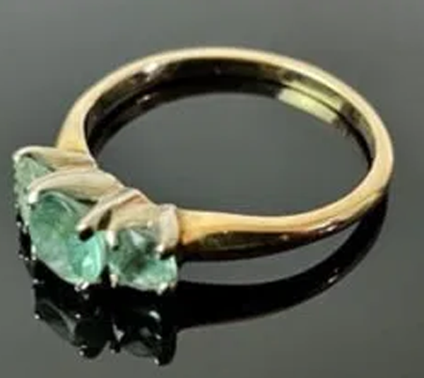 14k Yellow Gold Aquamarine Ring