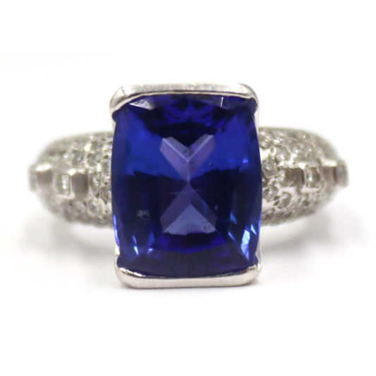 18kt White Gold 4.72ct Tanzanite and 1.15ct Diamond Ring