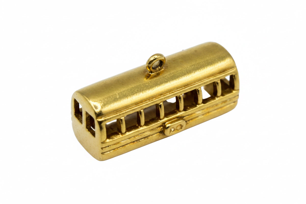 18 kt Yellow Gold Charm Train