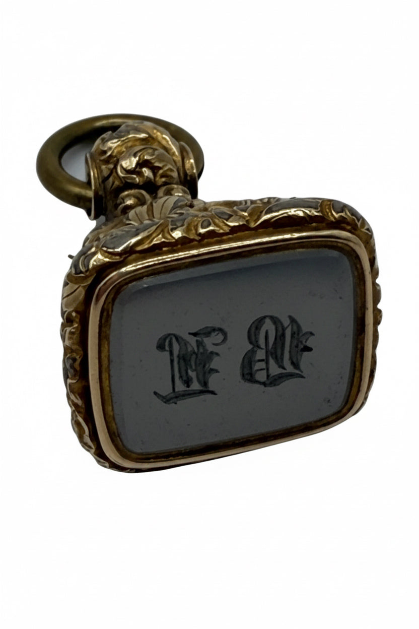 9 Kt Large Antique Watch fob Dog
