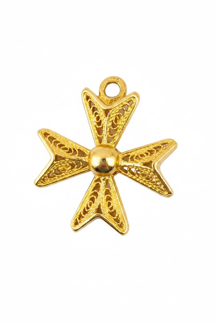 18 Kt Gold Maltese Cross Charm