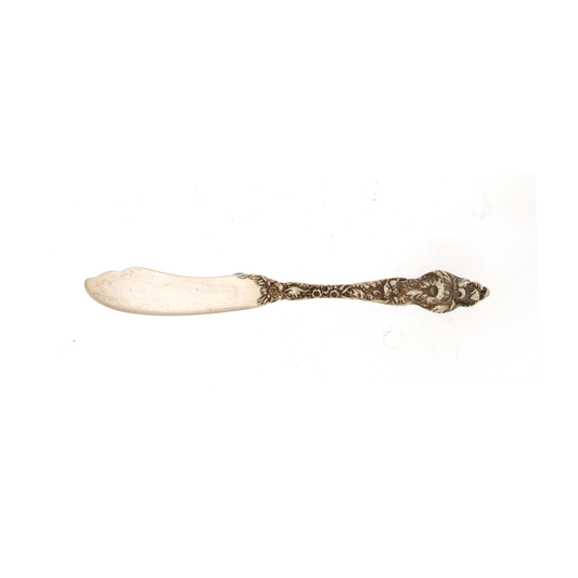 Les Six Fleurs Sterling Silver Flat Spreader